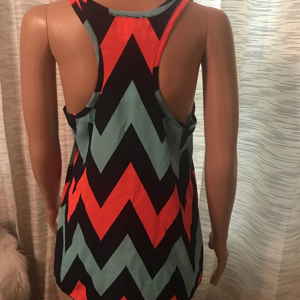 Tank top - Picture 3 of 9